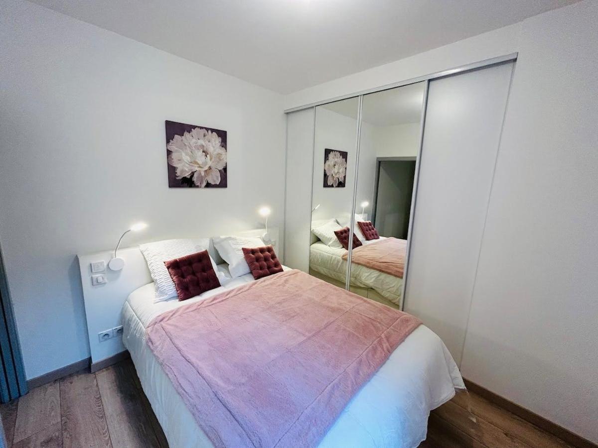 Apartamento L'Etape Des Sacres Reims Exterior foto