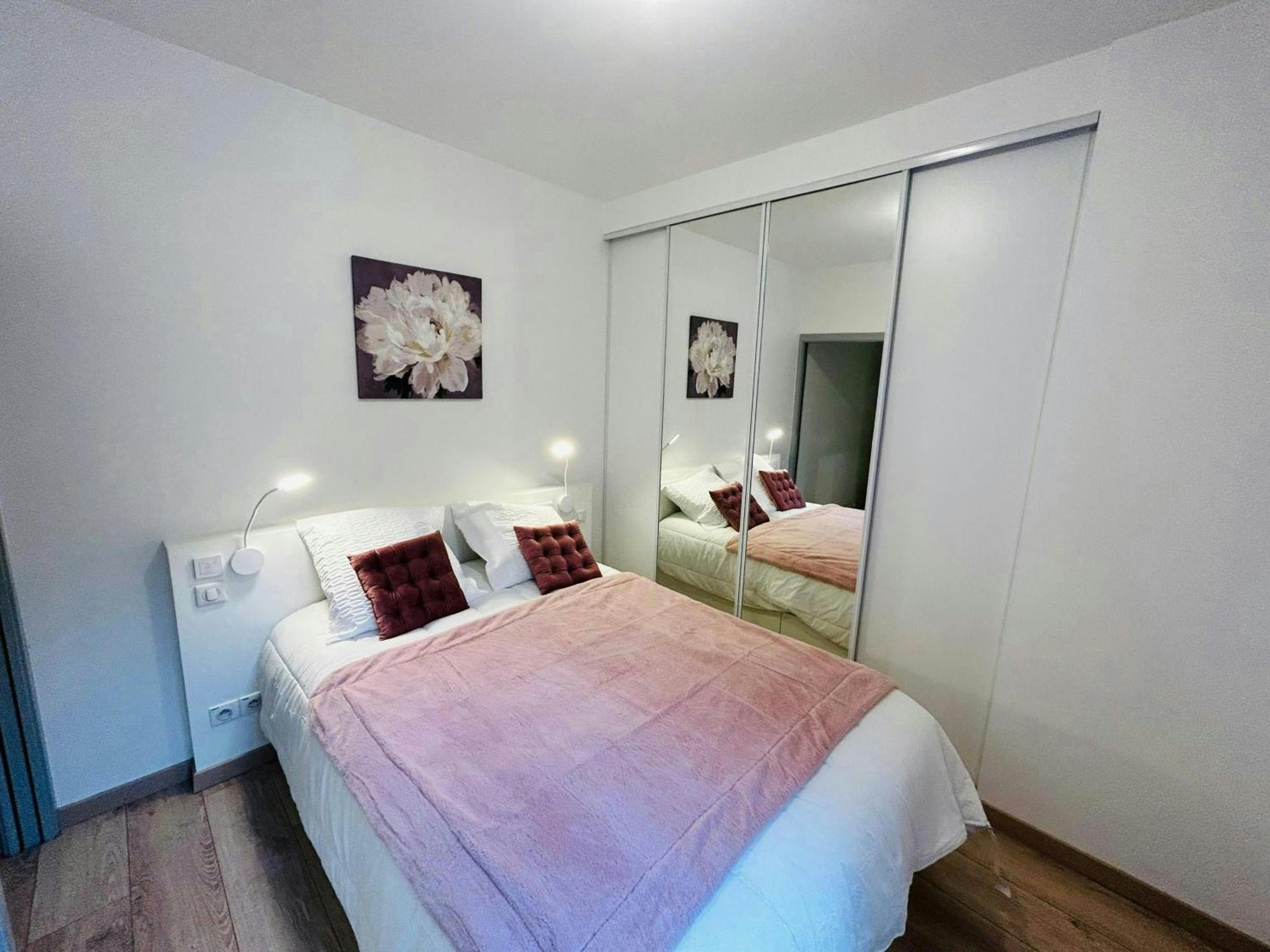 Apartamento L'Etape Des Sacres Reims Exterior foto